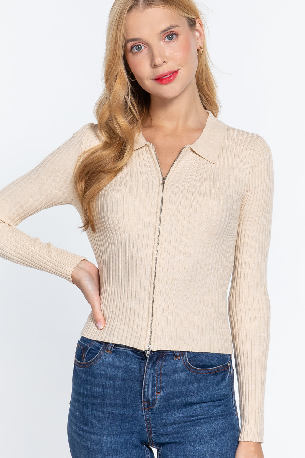 Women's Notched Collar Zippered Sweater
